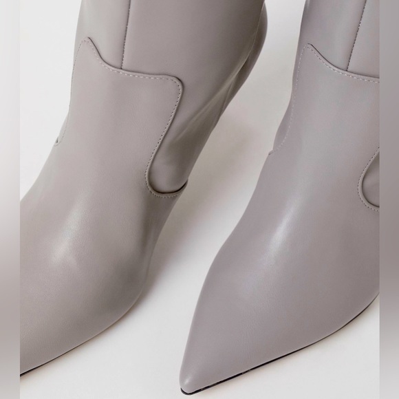 NEW H&M POINT TOE KNEE HIGH BOOTS! - Picture 4 of 6